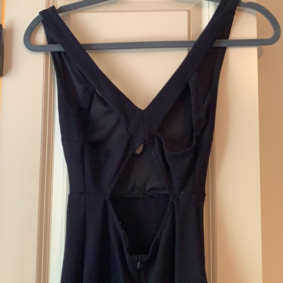 LBD - Picture 3 of 3